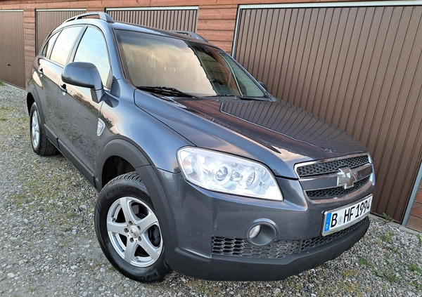 Chevrolet Captiva cena 22200 przebieg: 177200, rok produkcji 2008 z Września małe 742